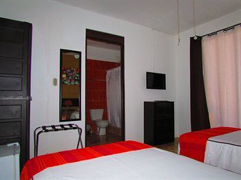 Jaco Lodge Quiet Hotel Buitenkant foto